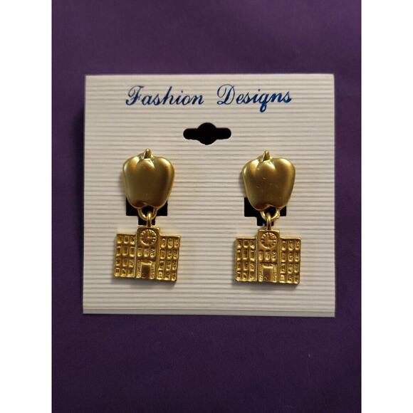 New York Big Apple Grand Central Earrings Pierced, Gold Tone, New On Card - Picture 2 of 7